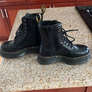 platform doc martens size 6